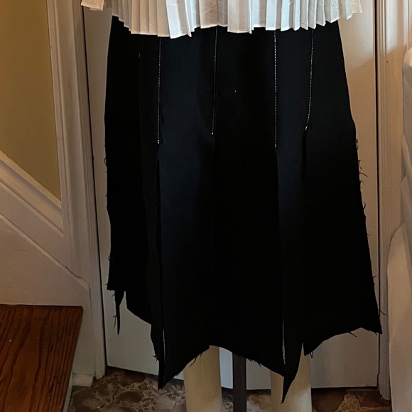 Suno Black Pleated Midi Skirt - Picture 5 of 5